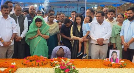 *प्रधान संपादक श्री धर्मेंद्र शर्मा की विशेष खबर-* गौरेला/पेंड्रा की जनता ने लिया संकल्प, एक माह के भीतर स्व जोगी की प्रतिमा नहीं लगाने पर होगा बड़ा आंदोलन